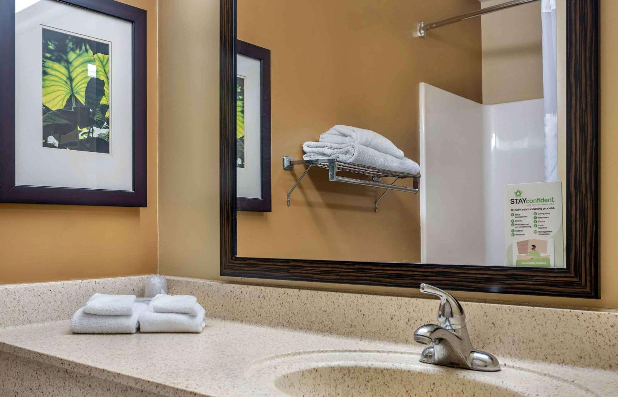Extended Stay America Select Suites - Detroit - Novi - Haggerty Road Northville Kültér fotó