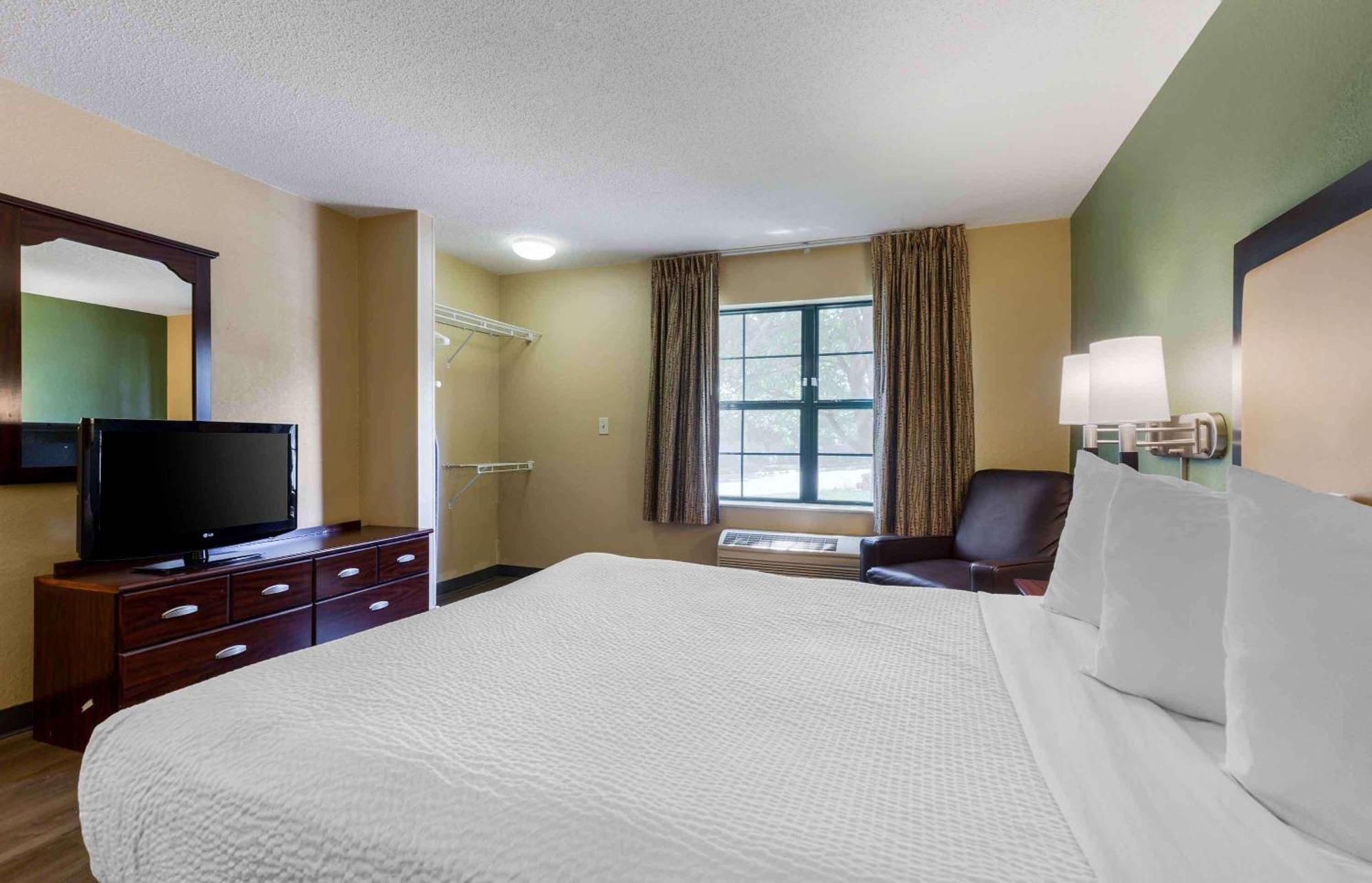 Extended Stay America Select Suites - Detroit - Novi - Haggerty Road Northville Kültér fotó